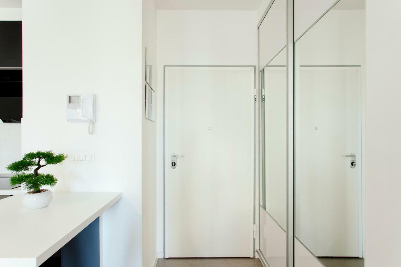 New Luxury Apartment Nives On Seaside Split Exterior foto